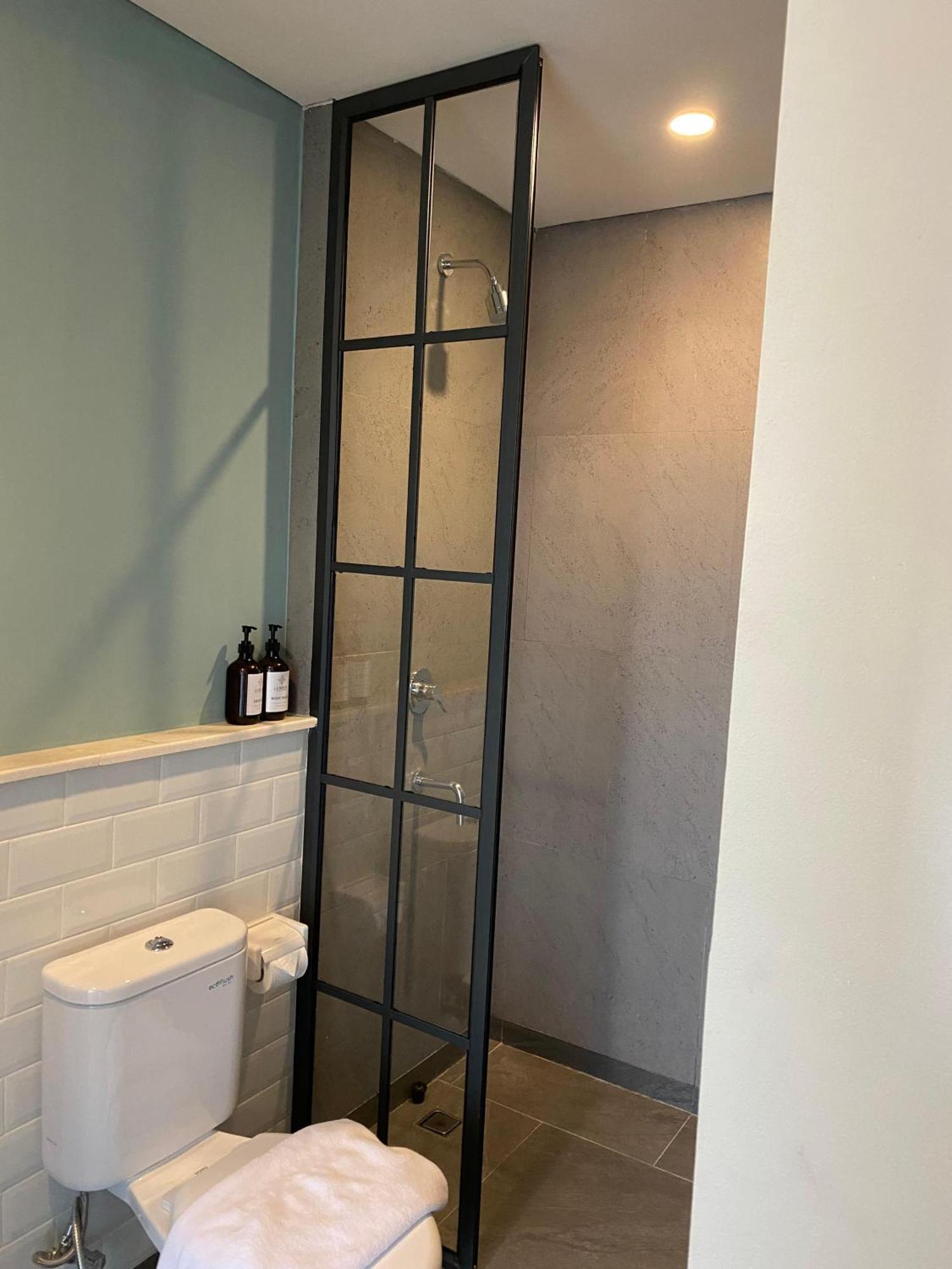 Luxeur - Setiabudi 3* Jakarta